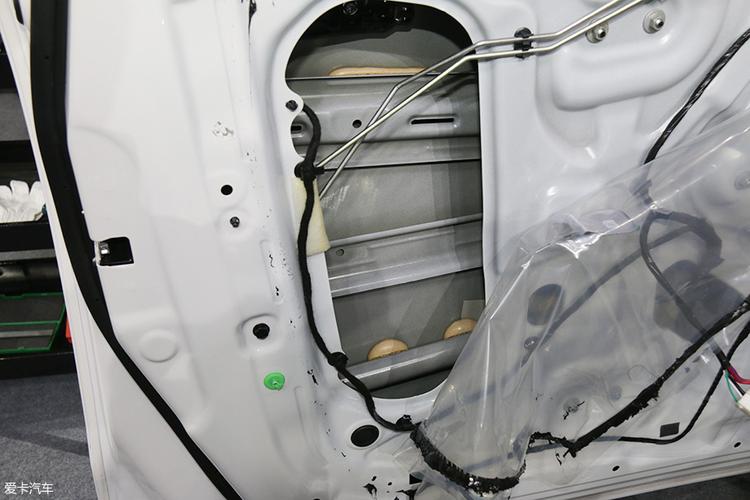 > 金杯f50/宝骏730拆解