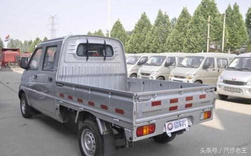 五菱宏光最便宜的货车多少钱 五菱宏光跑车
