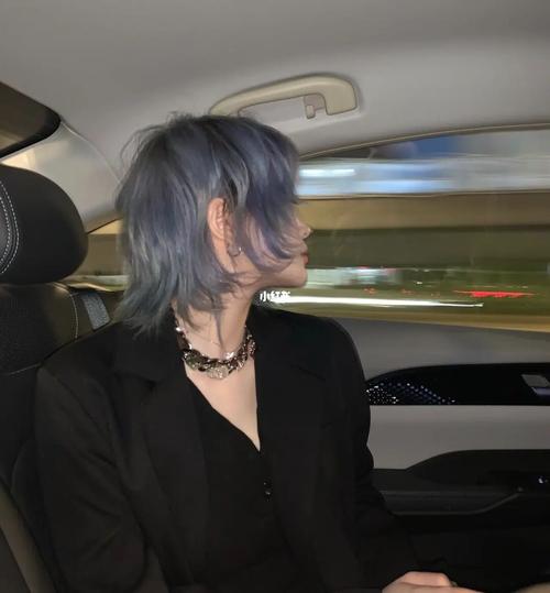 这到底是小狼尾还是鲻鱼头7171女生短发