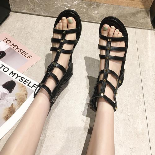 高筒镂空平底铆钉拉链女侧凉鞋长筒空中罗马时装凉鞋
