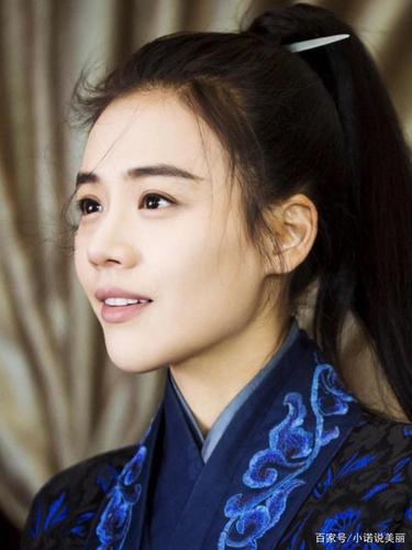 《将军在上我在下》改编的古装爱情剧《将军在上》马思纯饰演天下兵马