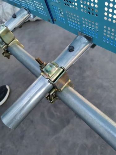 爬架网片配件 外架防护网连接件 脚手架防护圆管配件现货