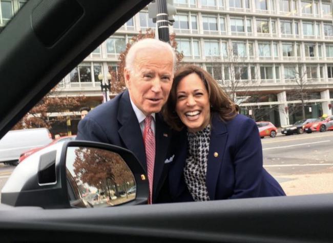 拜登提前剧透美国或将迎来首位女总统哈里斯出尽洋相令人担忧