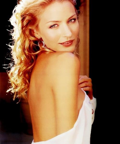 塔布莱特·贝赛尔 写真 - mtime时光网