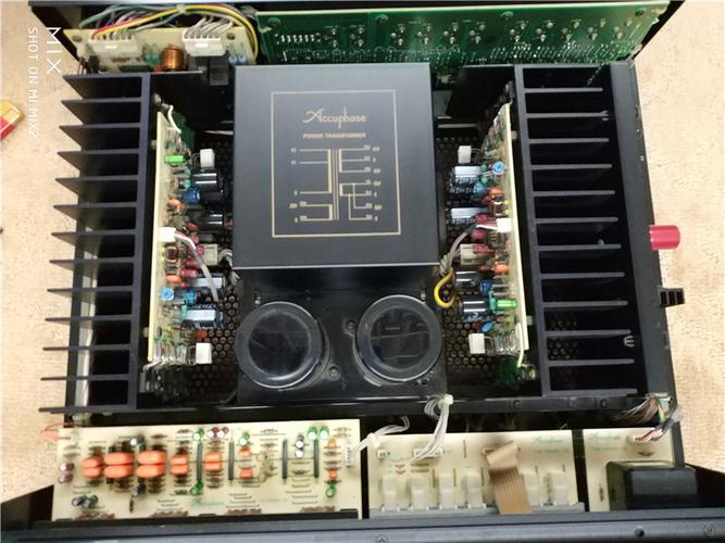 日本accuphase金嗓子e206合并功放