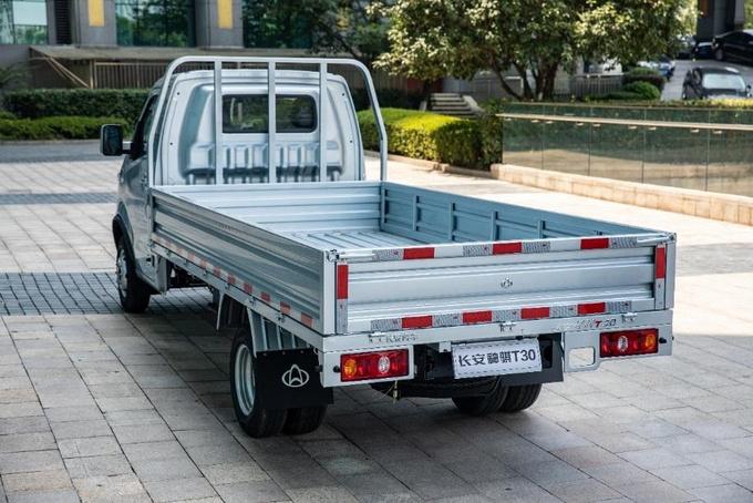 长安神骐t30斩获2021年度第一智能小卡