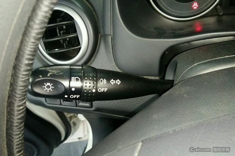 铃木 天语sx4两厢 2013款 1.6 自动 酷锐型全价6.81万