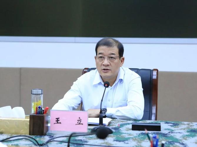 王立在市委常委议军会上强调切实强化党管武装工作提升后备力量建设