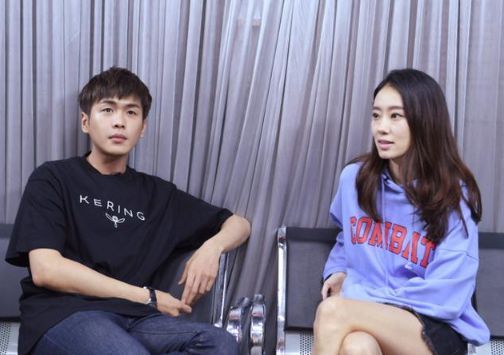 张小斐张若昀什么关系