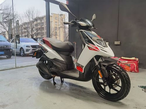 二手摩托车比亚乔 typhoon 125