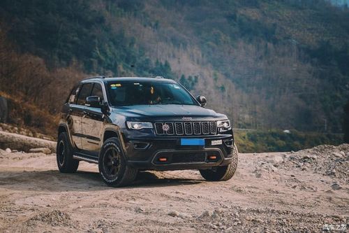 大切诺基(进口)真是霸气四射的黑武士