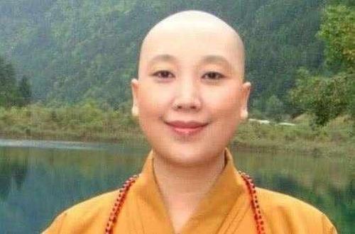 她是中国最美"尼姑",曾是当红女星,出家前照片让人惊艳