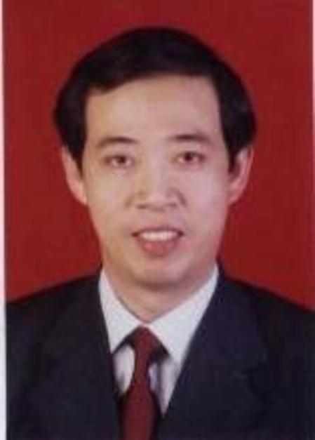 黄明聪,男,汉族,1962年11月出生,福建惠安人,1984年8月参加工作,1984