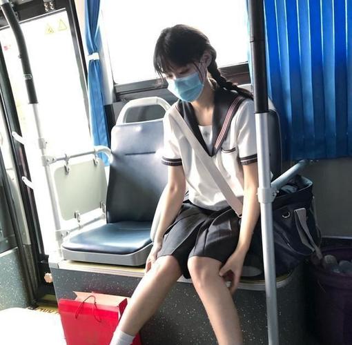 jk小姐姐的日常生活带你进入jk小姐姐