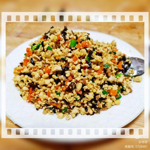 清淡爽口,软嫩鲜香的鸡扒豆腐不愧为有名的家常传统