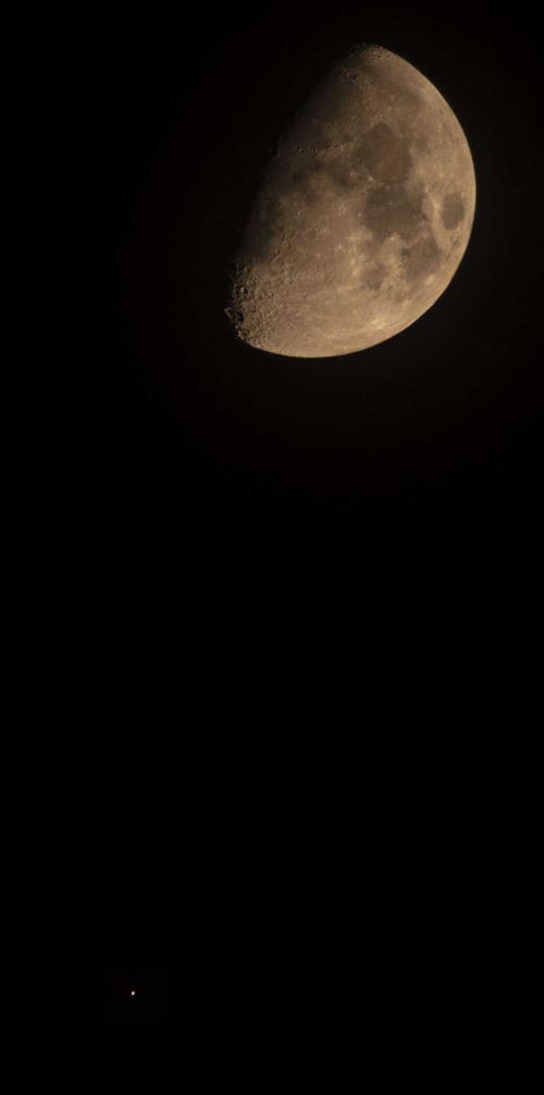 今日份火星合月