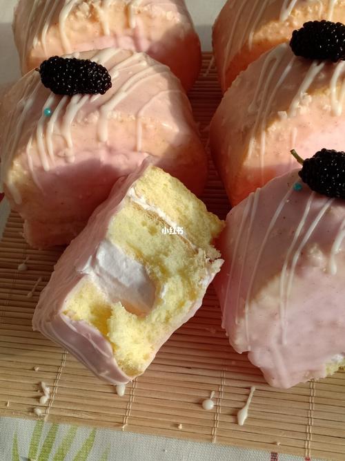 做的草莓梦龙卷._美食_美食_美食展示