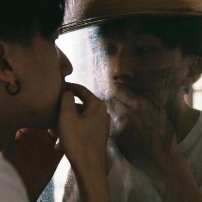 男生头像张国荣/港风复古