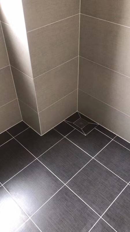 卫生间美缝效果 瓷白色美缝