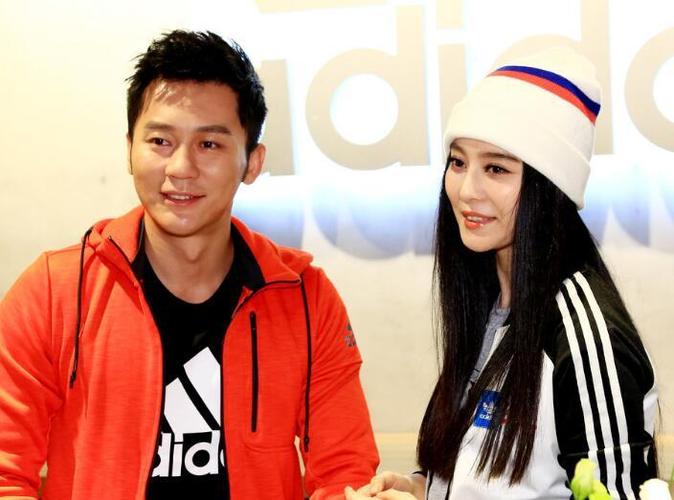 成长路上有你,李晨陪女友吃火锅,两人表现打破传闻