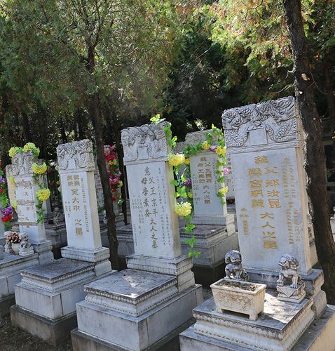 凤凰山陵园-凤凰山陵园墓地价格_位置地址_电话-来选