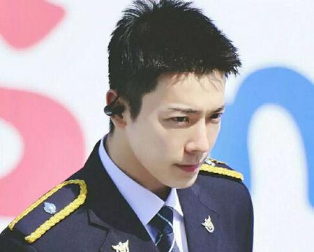 李东海退伍银赫到场送祝福,sj七人组将再踏征程