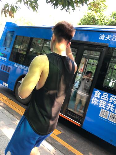 身材很好的帅哥