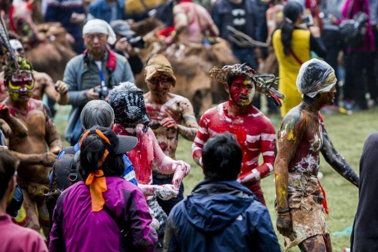 云南行之弥勒红万村祭火节一一祭火(东方狂欢节)