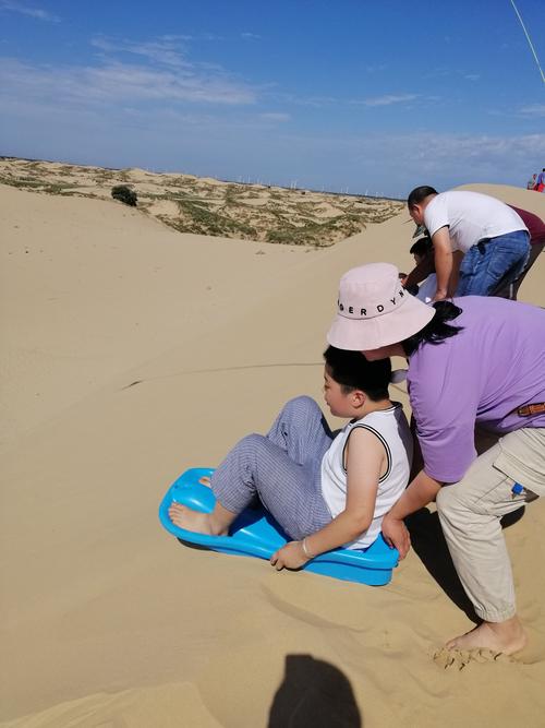 库伦贝尔沙漠旅游景点之旅