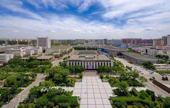 山西财经大学 校园景观