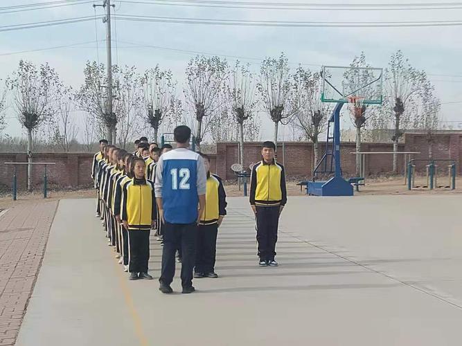 巴彦县龙泉镇中学国培艺体教学