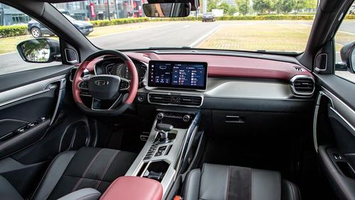 中国品牌小型suv销冠再进化,静态体验吉利新缤越|内饰