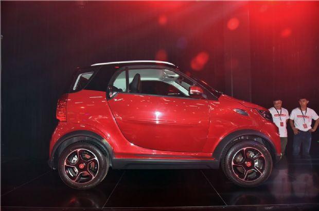 纯电动小型suv 红星闪闪x2上市补贴后售4.98-6.38万
