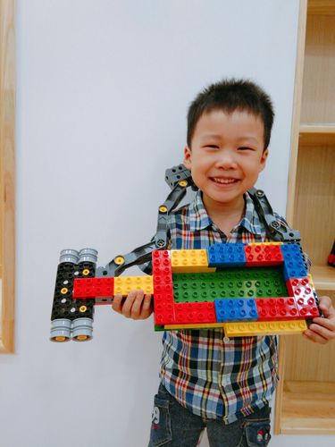 周五:智力乐高 玩沙子