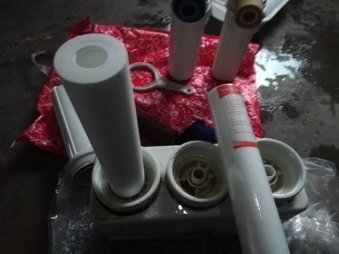 净水器更换滤芯拆装实例图文
