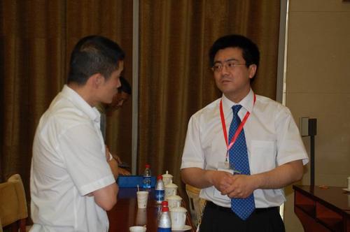 图片人物:曾岩 图片来源:2012年全国脊柱外科新理念新进展学习班暨