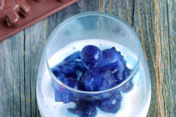 梦幻营养儿童冷饮 ～【蝶豆花冰牛奶】的做法