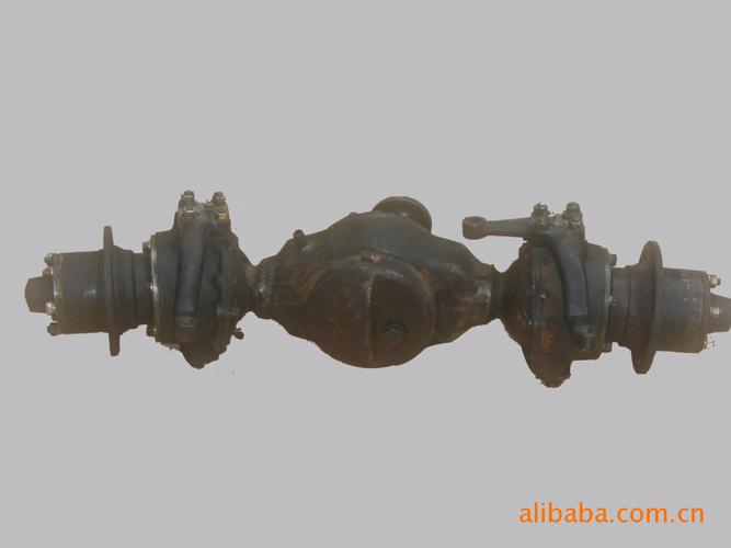 潍城区北关恒新拖拉机配件厂建厂十几年来,主要以拖拉机配件四驱前桥