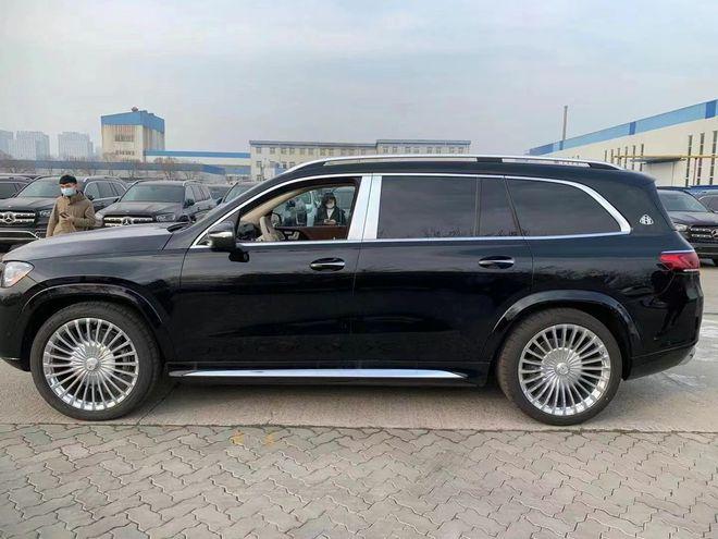 奔驰迈巴赫gls600拥有者绝非一般人
