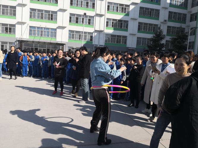 大名县民族学校开展迎"三八"趣味竞赛活动