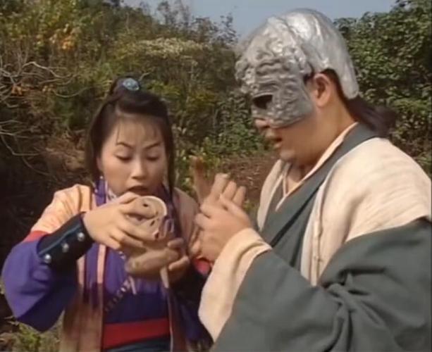 怎么看待游坦之对待阿紫的感情网友是投入悬崖没有回音的付出