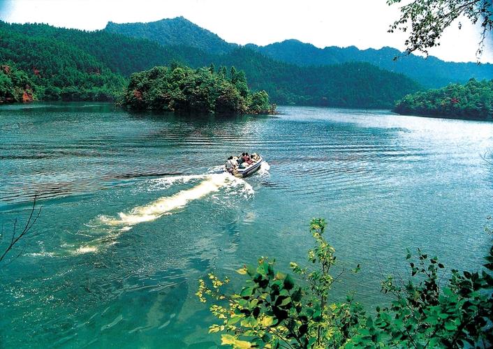 凤凰湖风景区