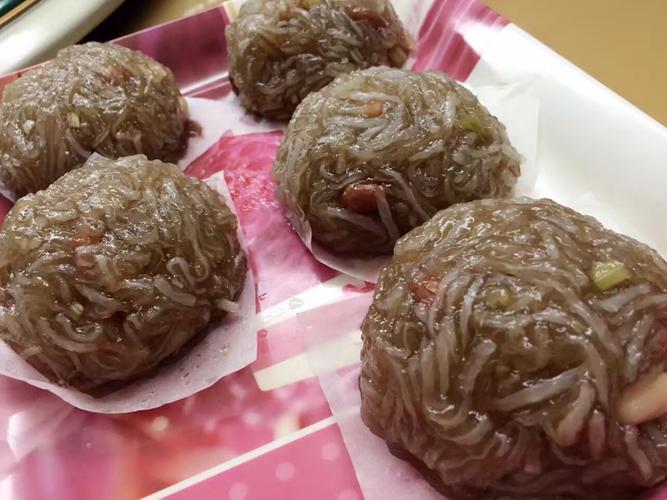 潮汕的菜头丸.也是看着学的.