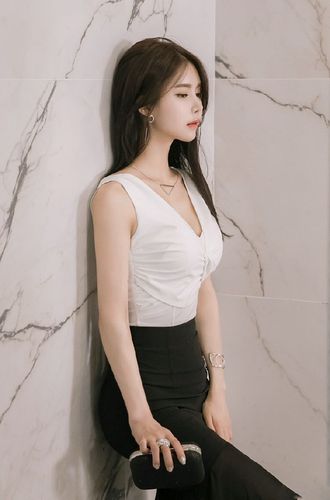 都市ol美女深v低胸装大胆私房写真