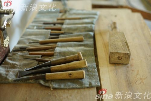 徽州地域文化昌盛,经济勃兴,木雕艺术风格具有鲜明的儒家文化特色