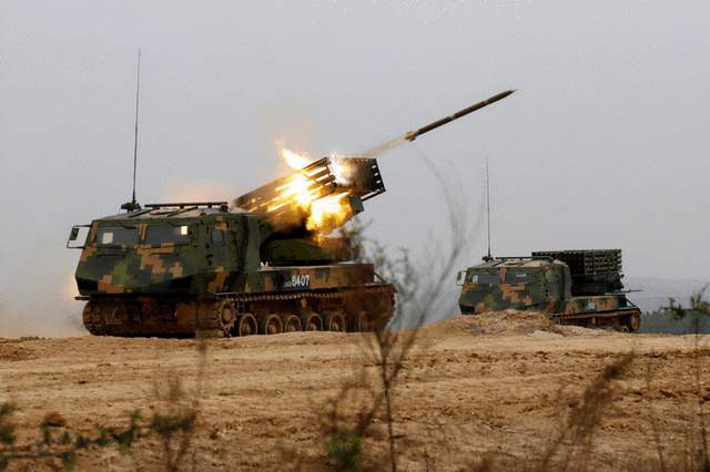 11式122mm火箭炮采用模块化设计是集团军中型机械化旅的标配