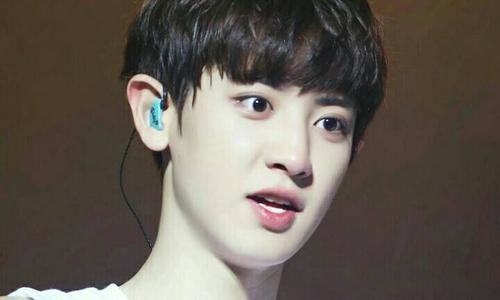 朴灿烈play微博_灿烈和你飞机play