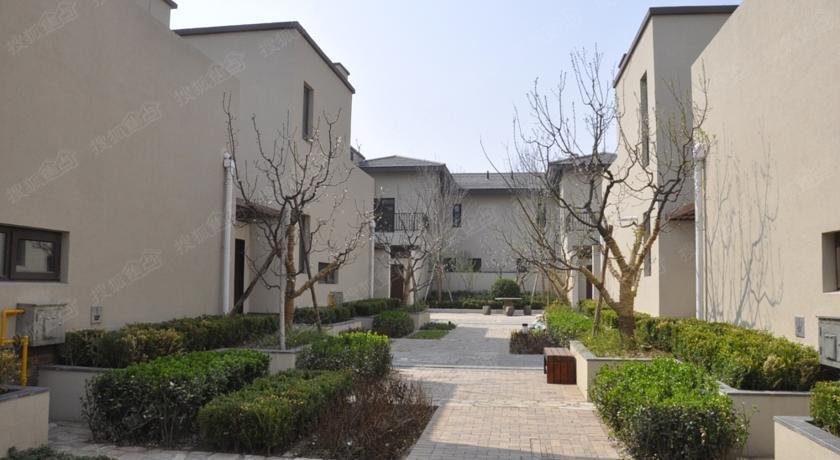 阿那亚泳池别墅 (anaya pool villa qinhuangdao)