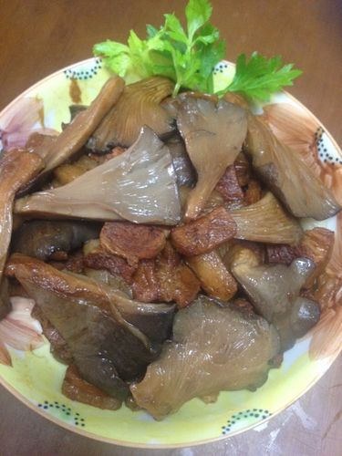 蘑菇炒肉