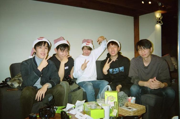 永远爱阴阳怪气男团ヽ(爱"爱)ノ